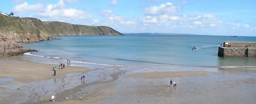 The harbours, sandy beaches and coastal walks at Mevagissey and Gorran Haven are enjoyed by many visitors to the area